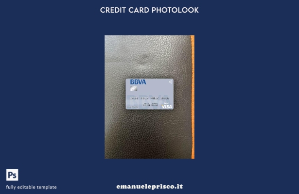 modello frontale photolook con carta di debito visto Paraguay Banco BBVA Bank in